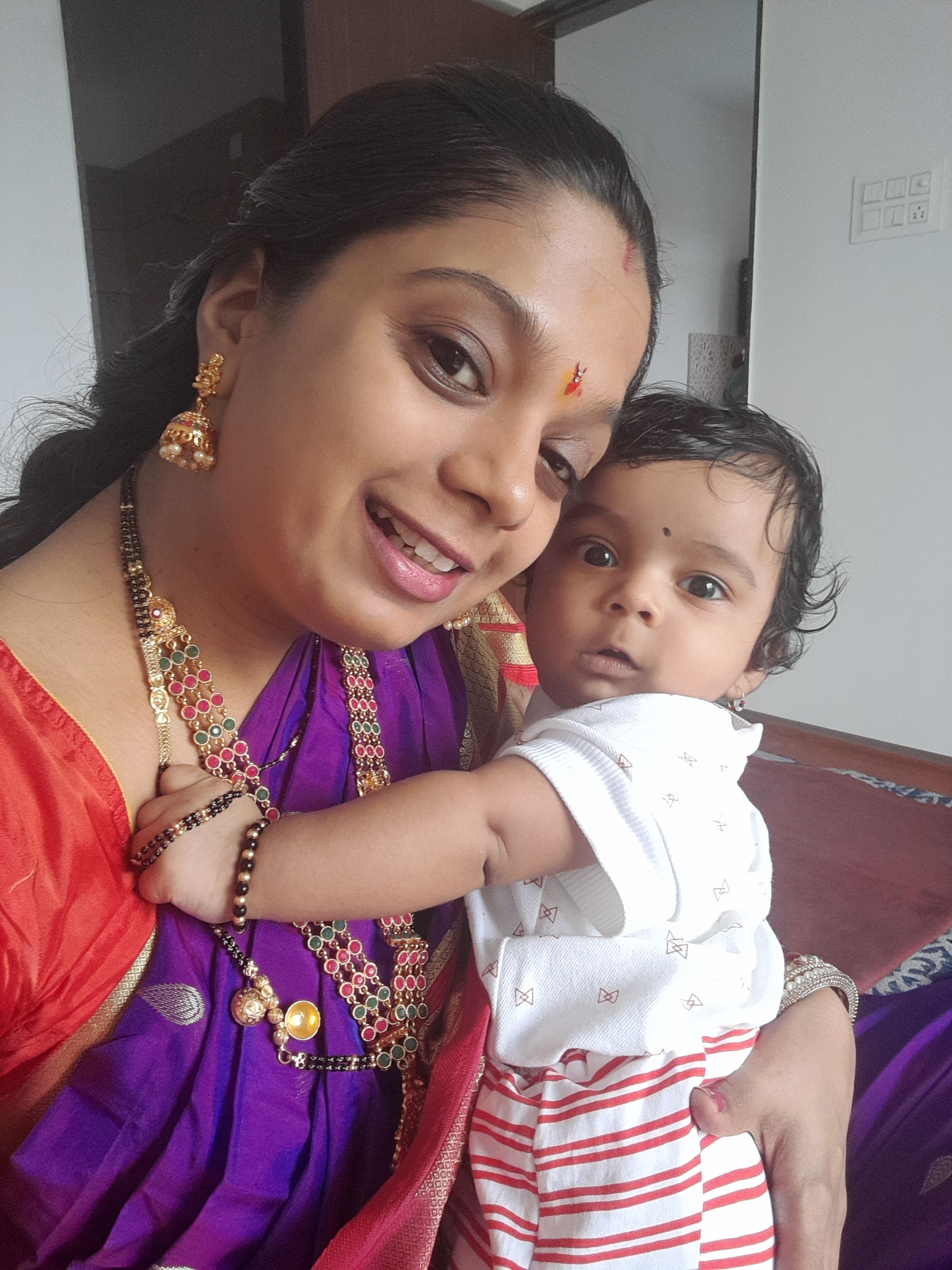 Photo of Shruti with her child